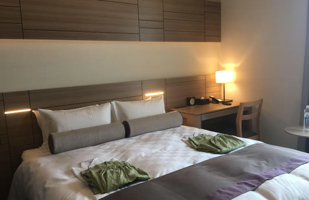 Nihon Seinenkan Hotel-1